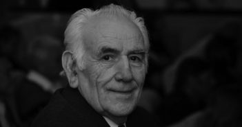 Вмер Михаіл Алмашій, автор русиньского флаґу