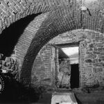 B. Tondos, Kamienica w Rzeszowie, ul. Kościuszki 9, Dokumentacja naukowo-historyczna, (skrócona), 1999, TT_36_017_044