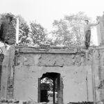 fot. J. Tur, październik 1965 r., dwór podczas rozbiórki