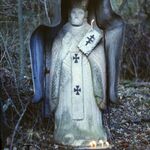 Świerzowa Ruska, figura św. Mikołaja, fot. J. Giemza, 1982, TT_109_09_AS_053