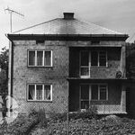 Pruchnik, ul. Kańczudzka 11, dom od pn. -wsch., fot. A. Bocheński, 1981, sygn. AAB_01_10_47