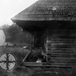 Borek Stary, obora plebańska, elewacja boczna prawa, fot. A. Bocheński, 1962, sygn. AAB_01_24_19_C