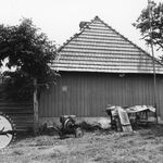 Hyżne, zagroda (1), dom, elewacja boczna – prawa, fot. A. Bocheński, 1993, sygn. AAB_01_12_11_C