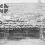 Komańcza, chyża (obecnie w MBL), elewacja tylna, fot. A. Bocheński, 1960, sygn. AAB_01_02_35_C