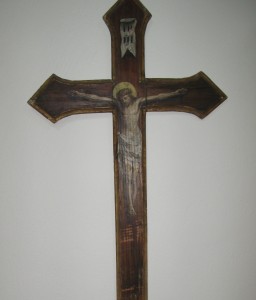 крест зо старой церкви в Камюнці - фраґмент